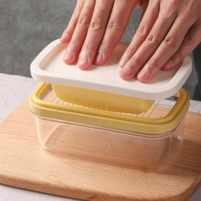 Rectangular Clear Plastic Butter Divider Dish Butter Keeper with Lid and Cutter Slicer, Butter Box Cheese Keeper for Fridge