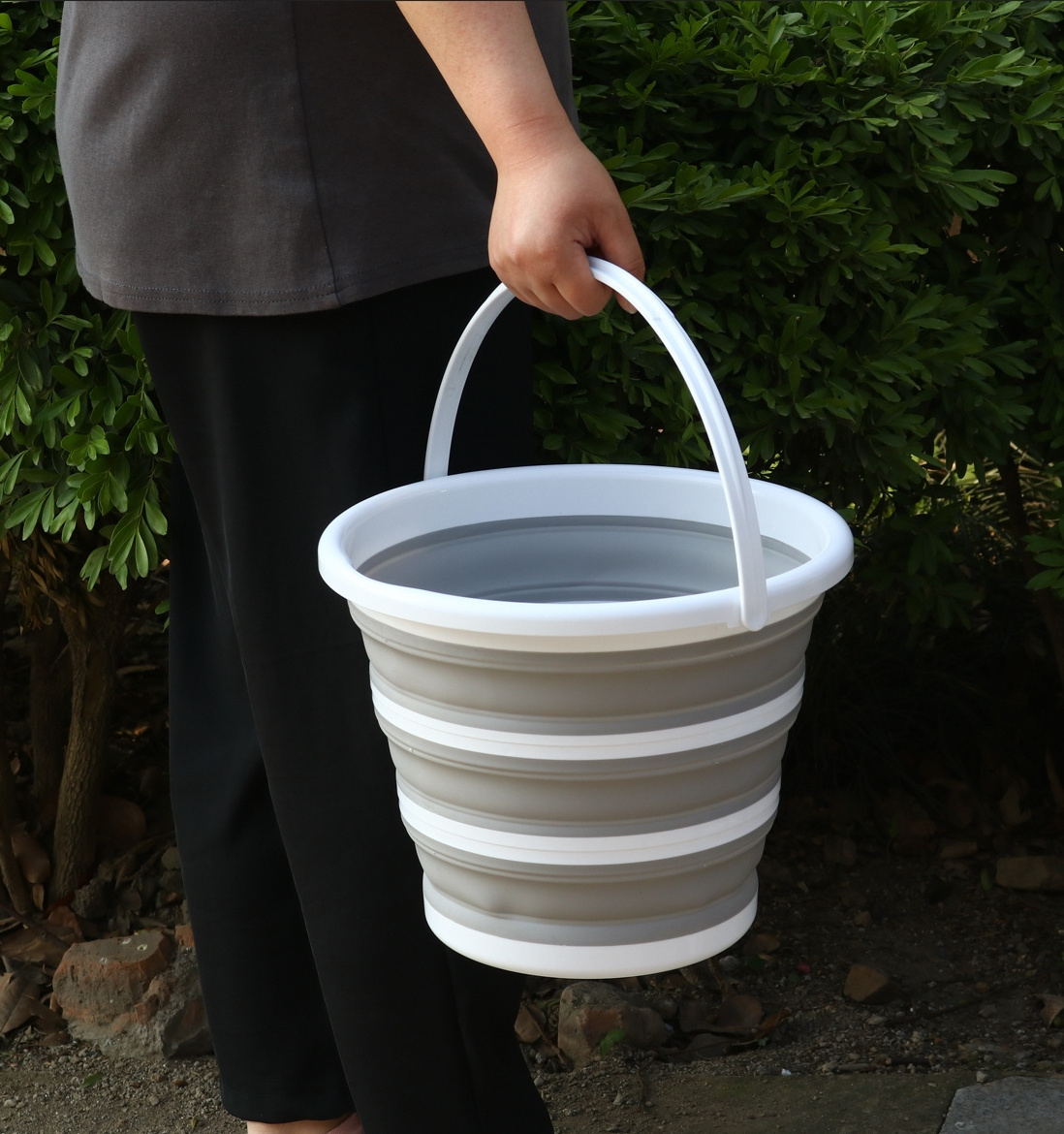 Collapsible Plastic Bucket 10 liter Each Foldable Round bucket Space Saving folding bucket for household