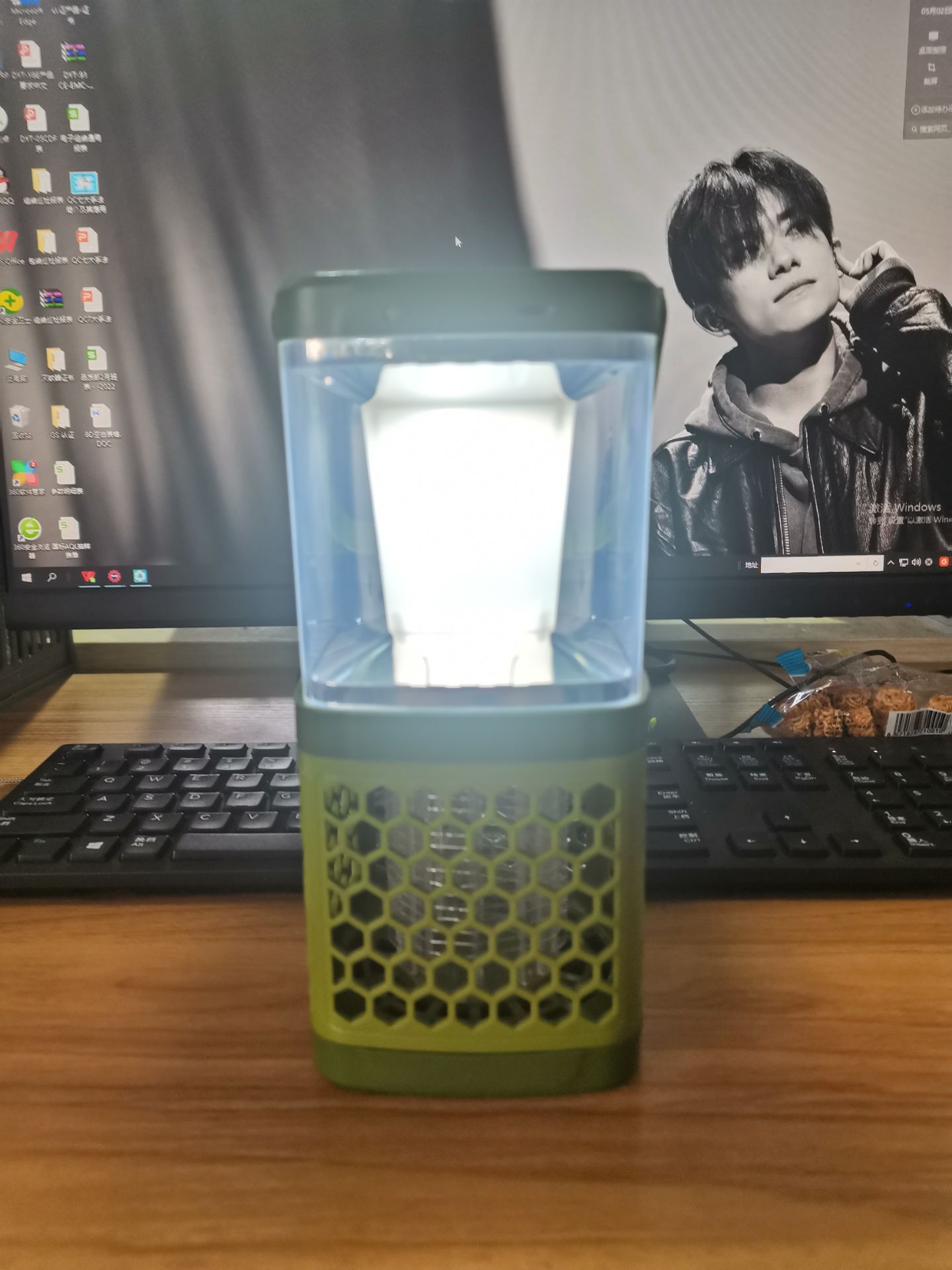 Wholesale Custom Outdoor Camping Tent Lantern Mosquito Killer Rechargeable Bug Zapper Light outdoor solar zapper bug