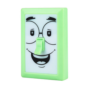 3xAAA Battery Operated With Strong Magnet and Hanger Of Funny Smiling Face Switch Night Light