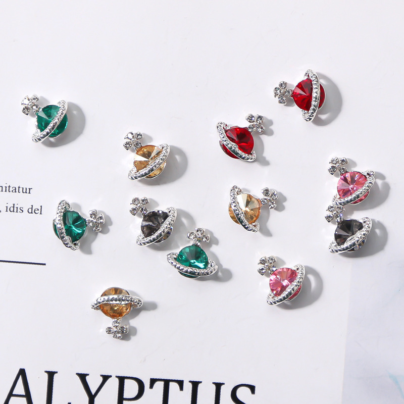 NEW 3D Planet Nail Charms Shiny Saturn Shape Alloy Diamond Crystal Luxury Nail Ornament stones for women nail decoration