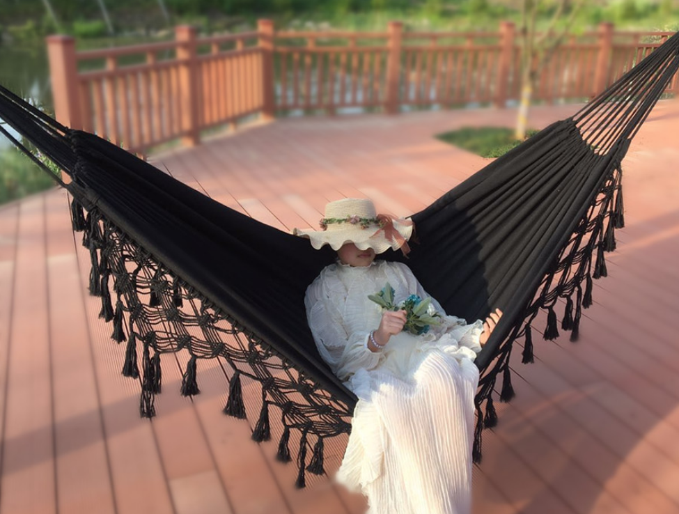 High Quality Polyester Cotton Canvas Outdoor Hammock Ins Tassel Hammocks Garden Hammock