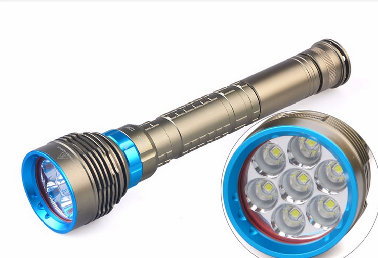 Big Torch Light Diving Flashlight 70W 10000 Lumen Flashlight Led IP68 Underwater Chargeable Diving Torch Light