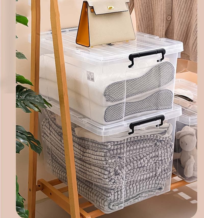 Low MOQ Plastic Stackable Storage Bins Large Latching Box with Lids for Office and Home Organization