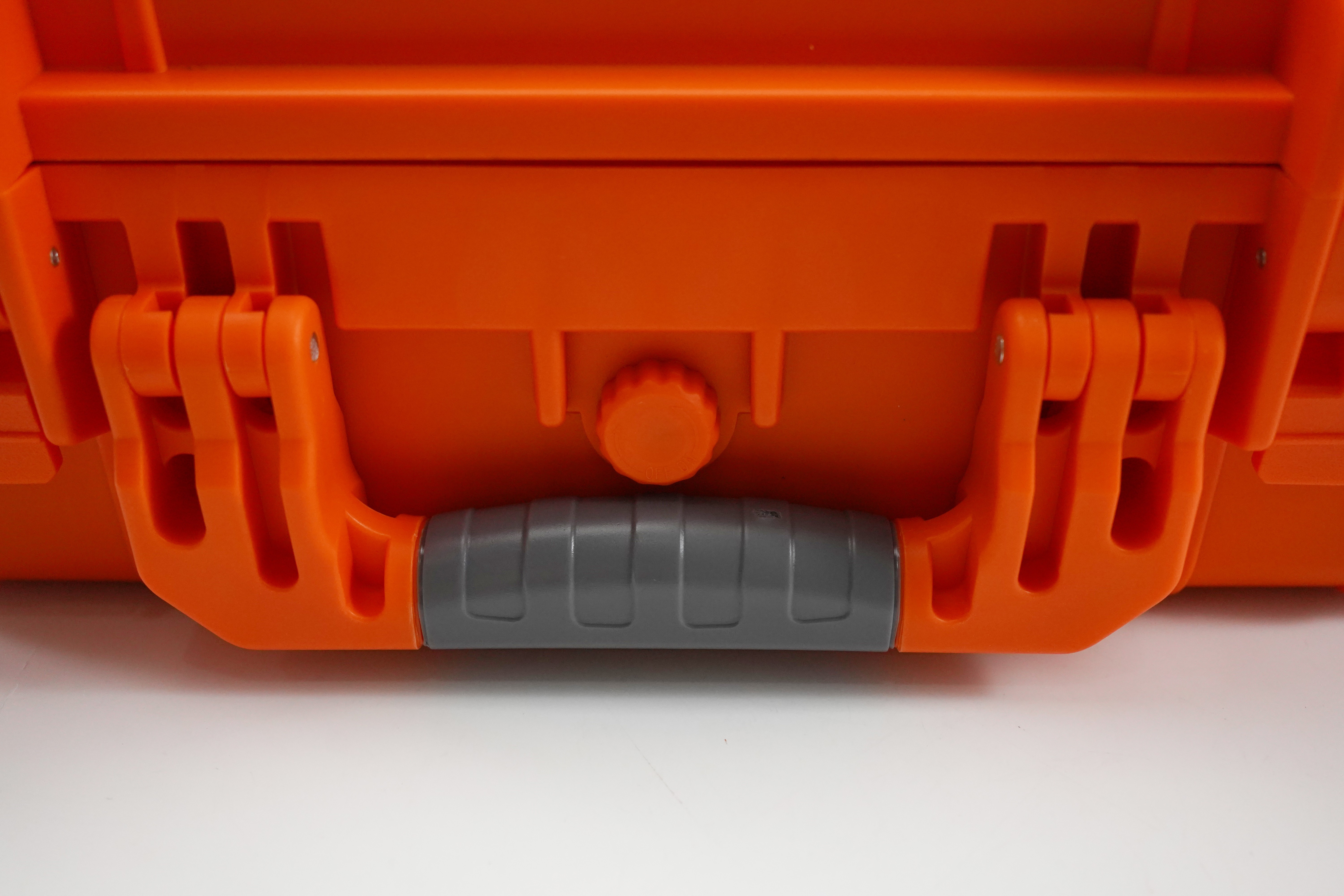 Heavy Duty Plastic Worksite Jobsite Tool Waterproof Storage Box carry with foam insert custom logo portable hard case