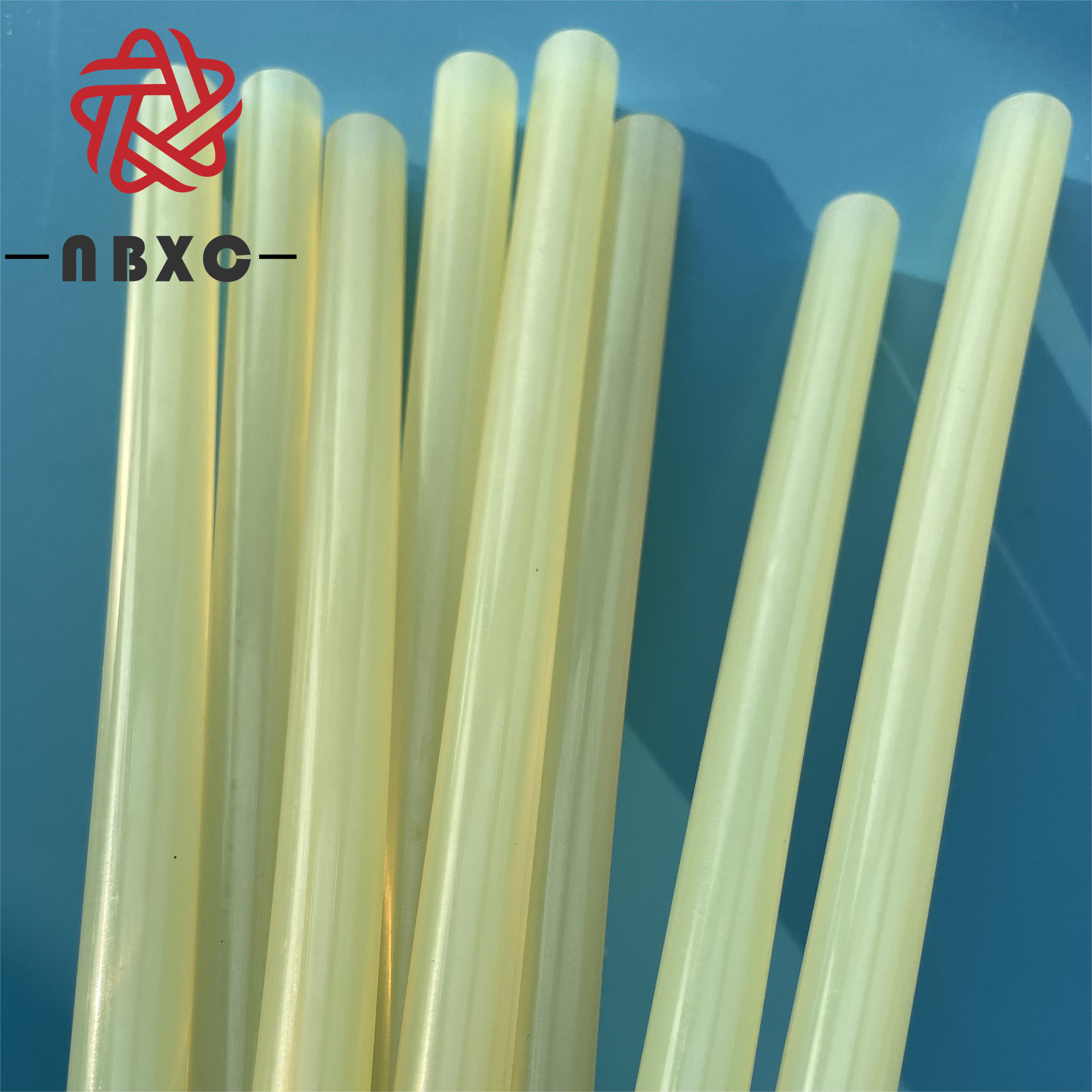 Competitive Price 7mm&11mm white transparent/White/Yellow hot melt glue sticks for hot melt gun