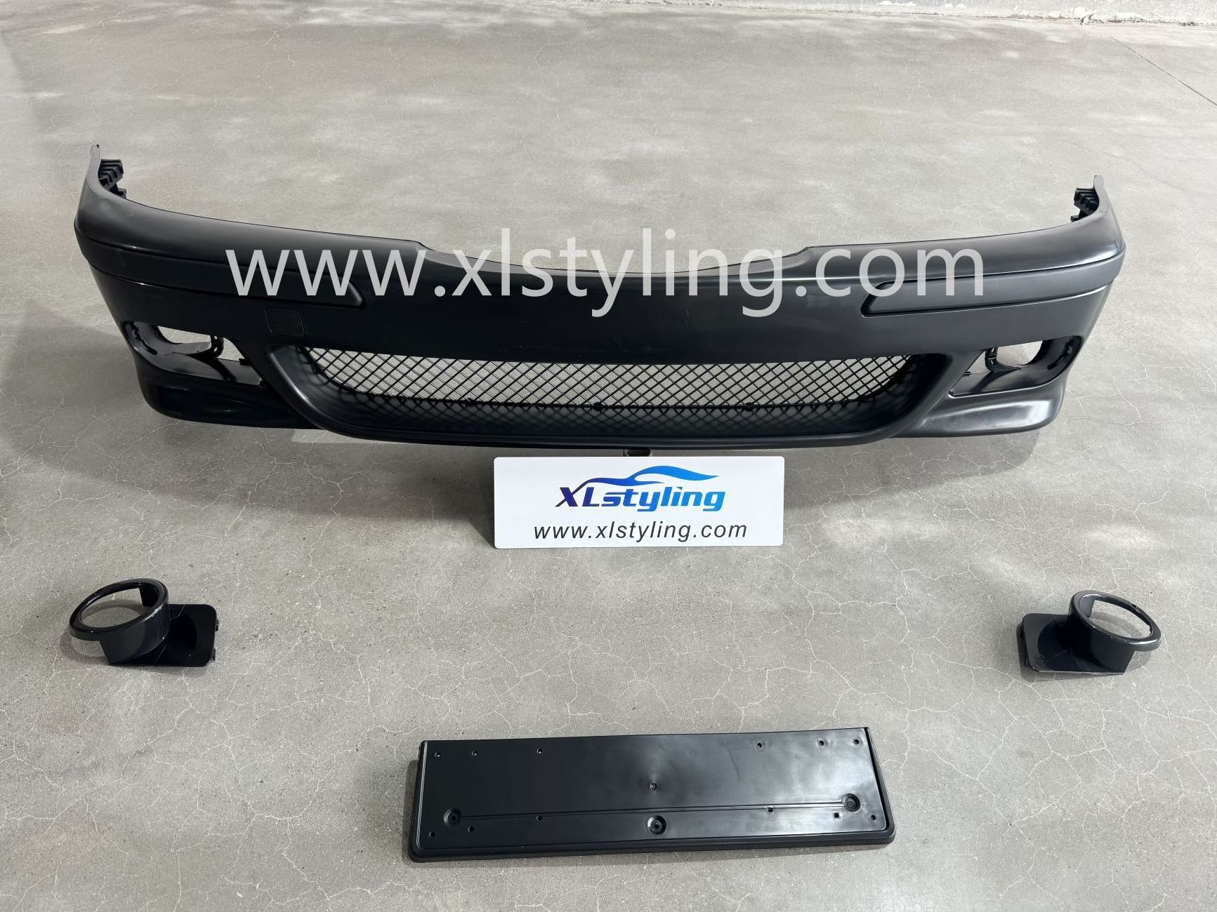 Hot selling car conversion body kit front bumper for BMW E39 M5 with plate number holder