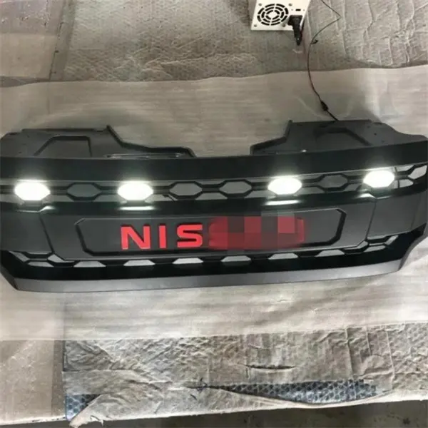 Glass Black Plastic Auto Front Grill With LED For Nissan NP300 2015 2018 NAVARA Car Front Bumper Grilles