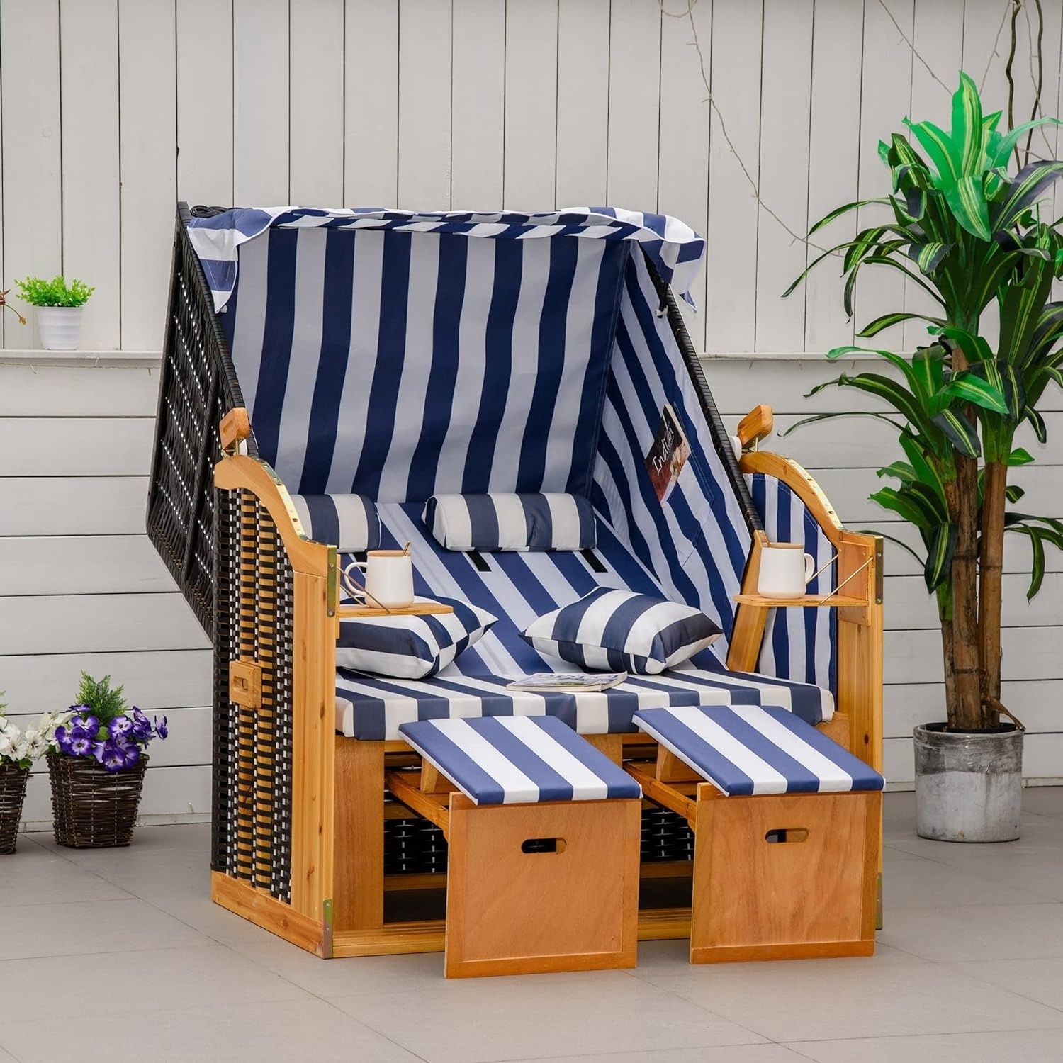 YANGTEK Strandkorb Beach Chair with Roof, PE Rattan, Five-position Back Adjustment and Retractable Footrest (Blue&White)