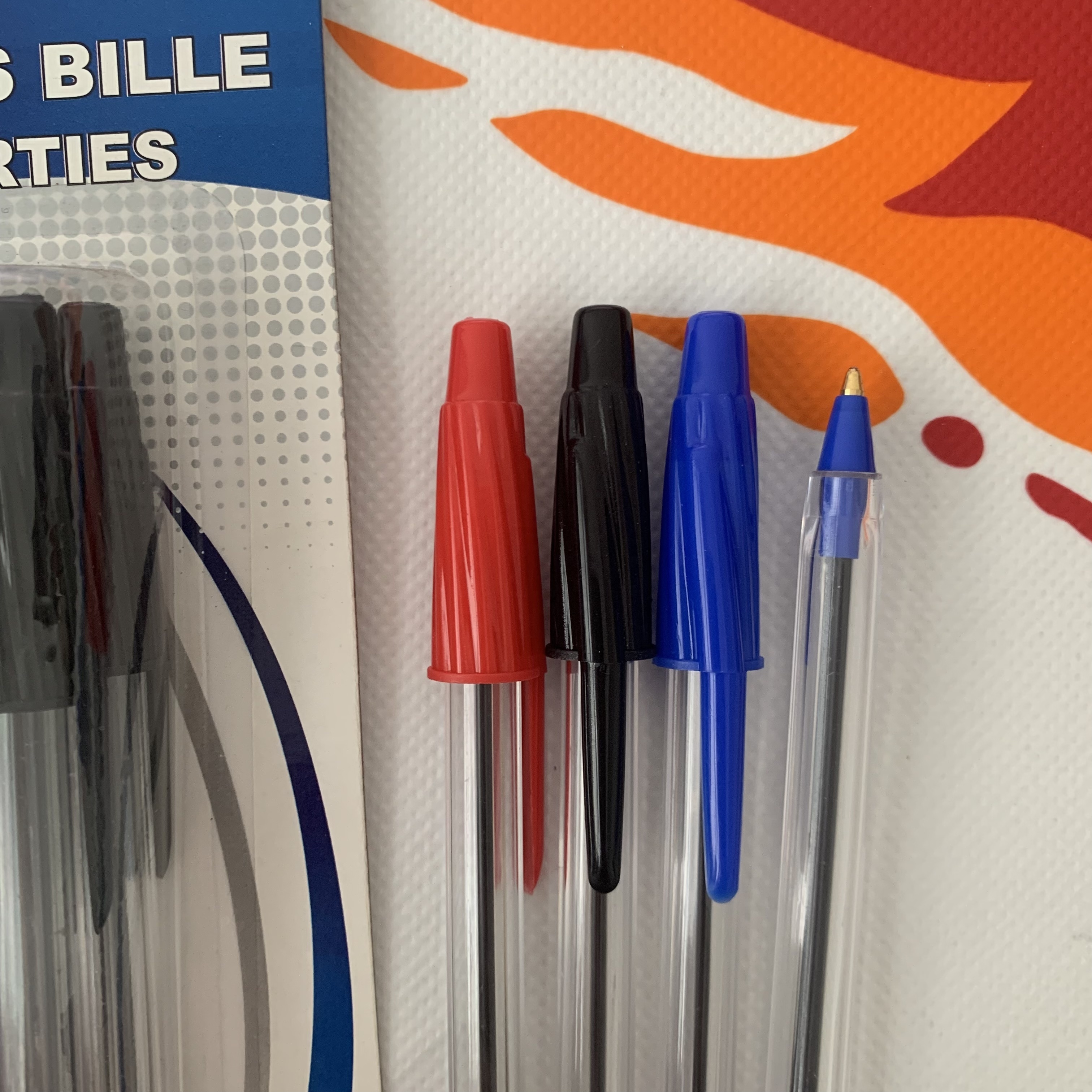 Manufacturer selling Promotional Ball Pen,plastic ballpen,ball point pen with cap