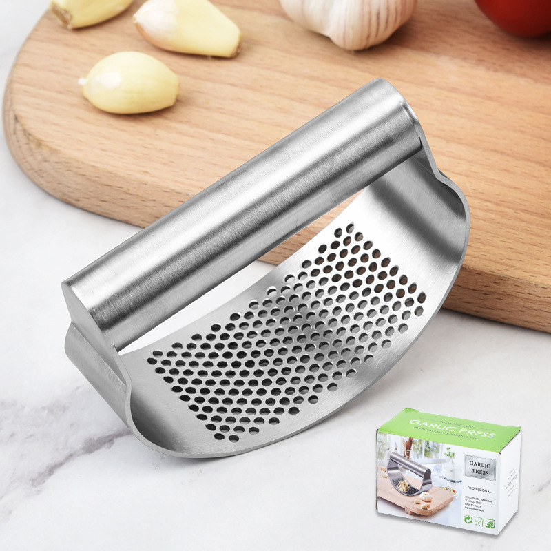 Kitchen Garlic Press And Slicer With Colorful Box Manual Garlic Grinder 430 Stainless Steel Arc Garlic Grater