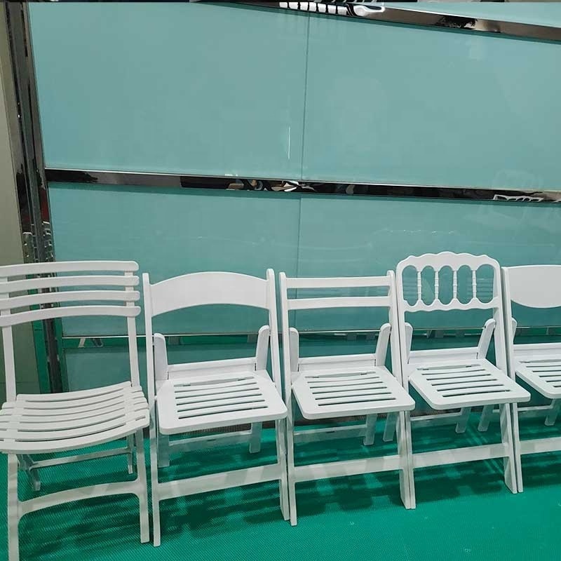 Wholesale Outdoor Foldable Dining Chair Wedding Event Plastic Wimbledon Garden Chairs Restaurant White Resin Folding Chair