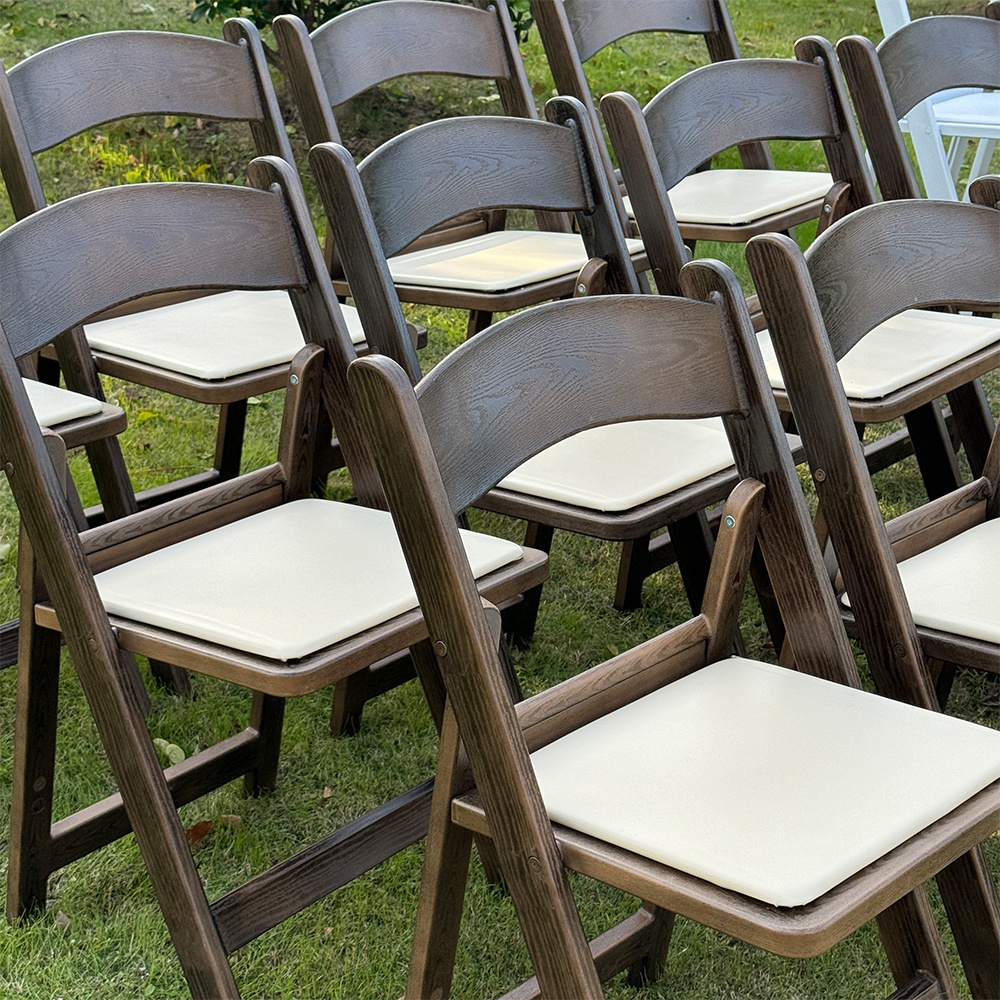 Factory Price Outdoor America Foldable Padded Wedding chairs for Events Plastic Wimbledon walnut wood White Resin Folding Chair