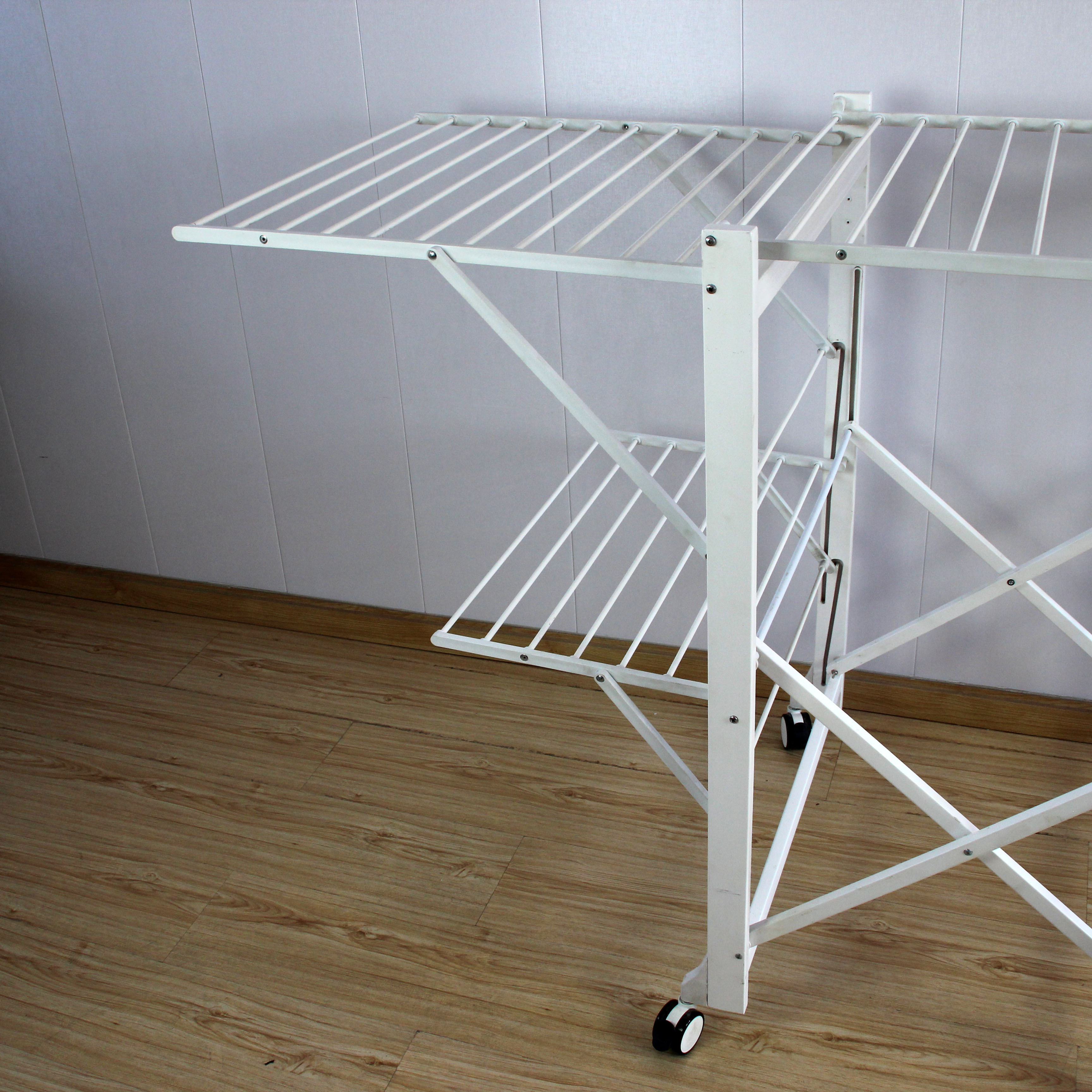 OEM/ODM Iron pipe plastic spraying folding clothes drying rack, with wheels moving outdoor drying clothes