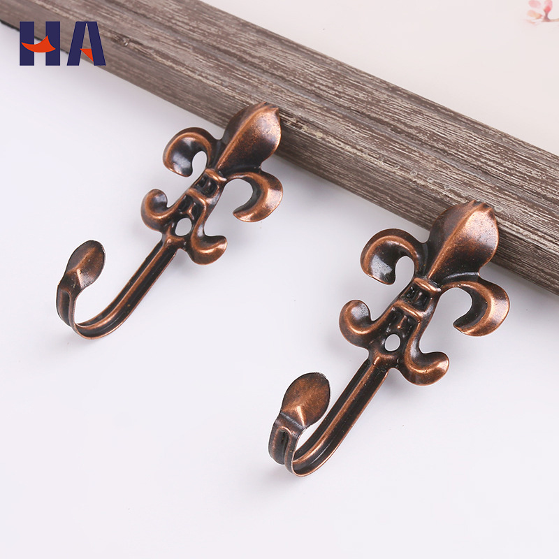 Factory Direct Commercial Small Metal Curtain Wall Hooks Tiebacks Gold Silver Curtain Accessories Hanger Hook For Decoration