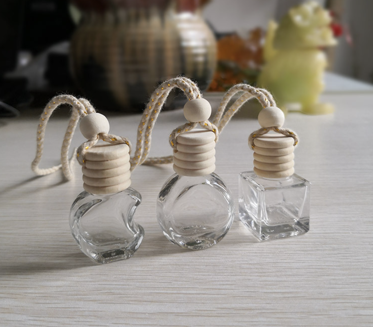 8ml Wholesale gift diffuser empty hanging car perfume transparent bottle with wooden cap