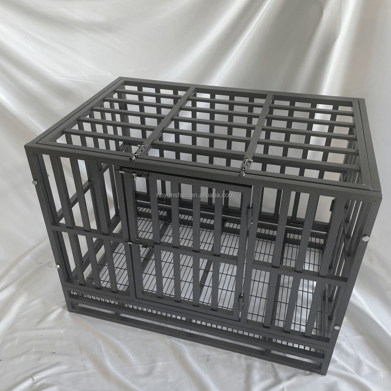 pet cages for dog stackable folded breathable heavy-duty kennel iron metal material