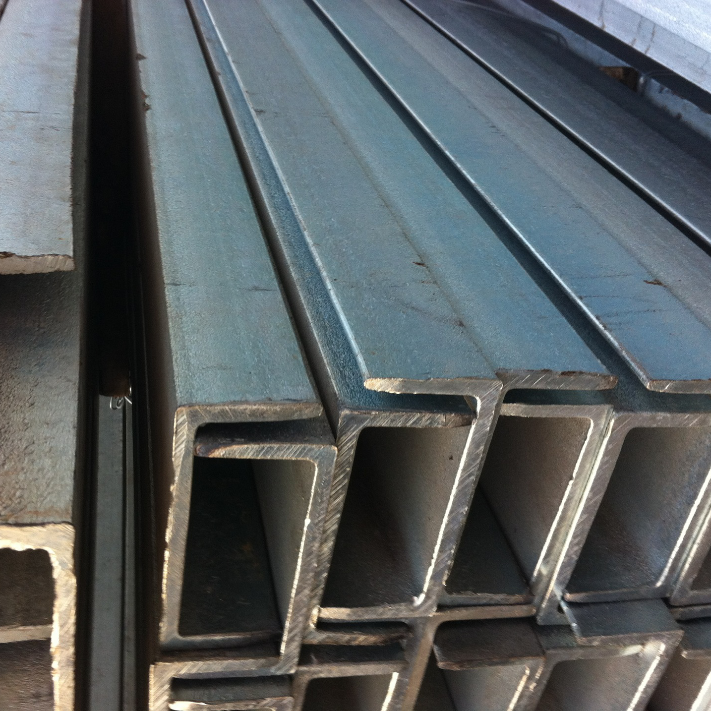 Customizable MS U-Shaped Galvanized Carbon Steel Channels 304 316L Standard Sizes Ss Stainless Steel Channel