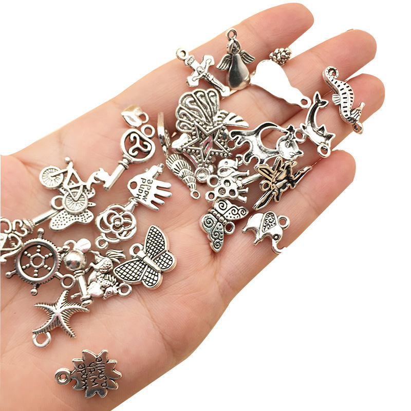 100pcs Mixed Tibetan Silver Metal Charms Pendant Beads for Jewelry Making Bracelet DIY Earrings Necklace