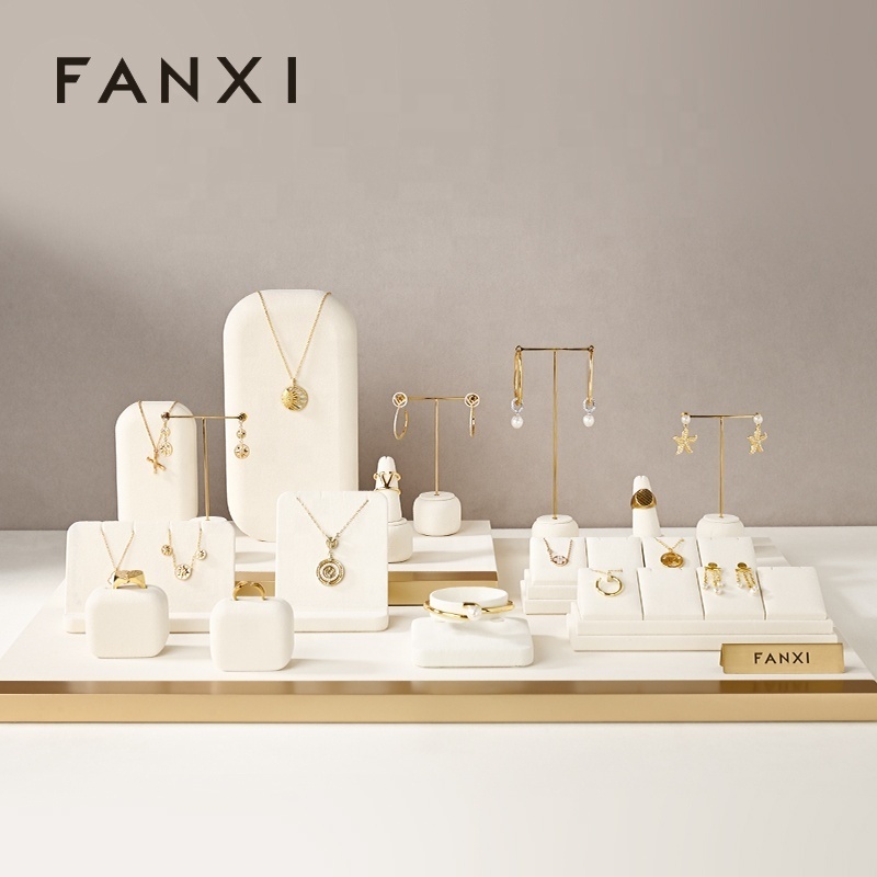 FANXI Wholesale Microfiber Jewellery Display Holder Stand Custom Ring Bracelet Necklace Earring Holder Stand Jewelry Display