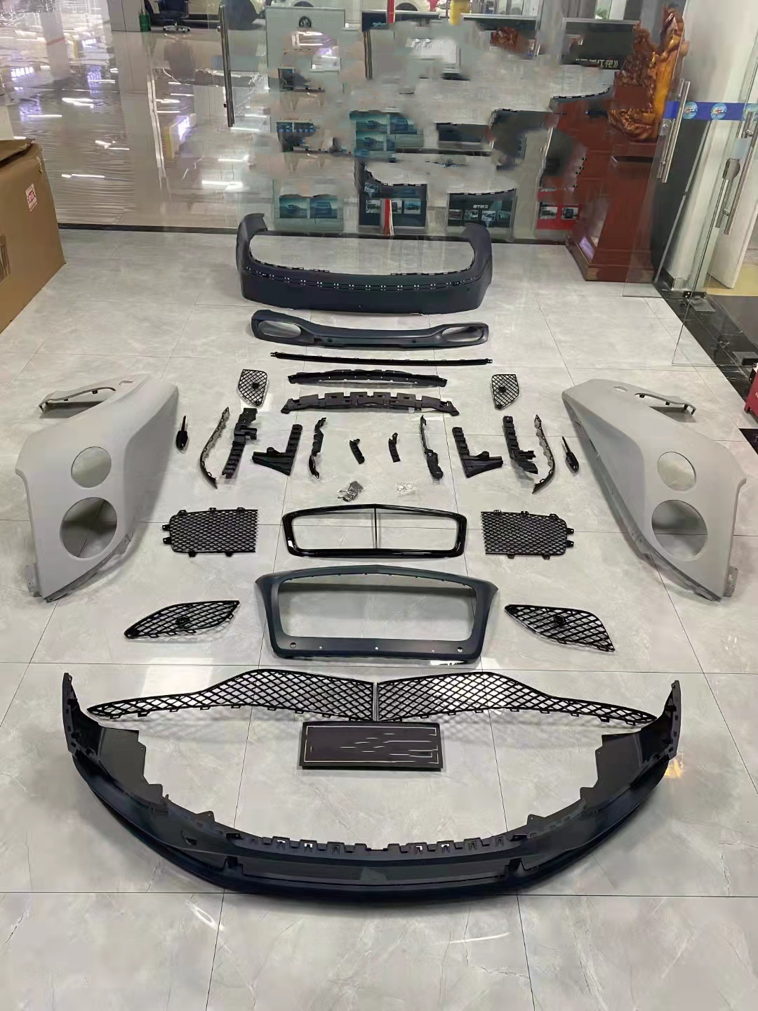 Newest Front Rear Bumper Grills Fenders Body Kit For Bentley 2012 Year Continental GT GTC Upgrade To 2018 Year