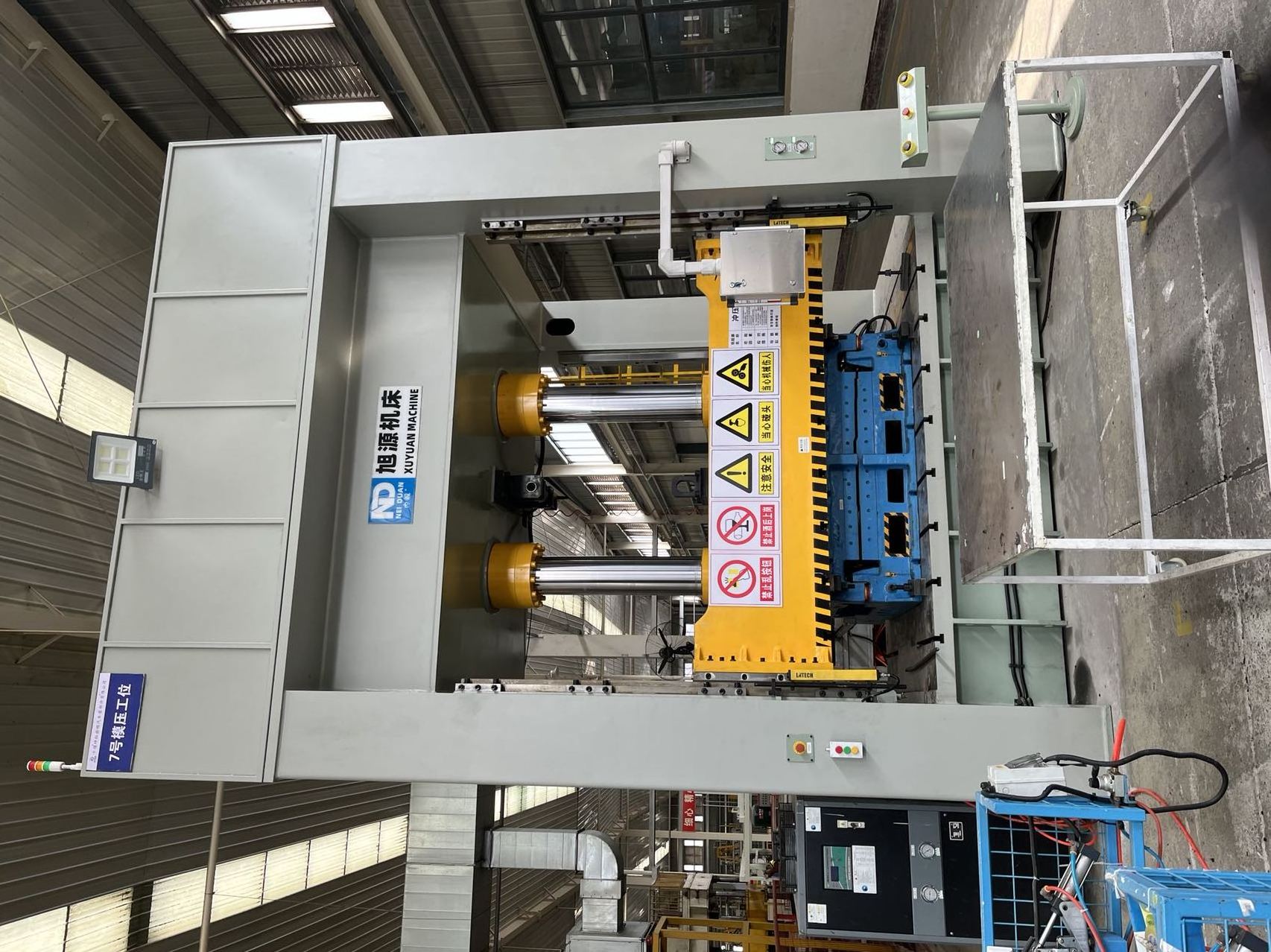 h frame hydraulic press 200t and two-beam hydraulic press 100t servo automatic 300 500 800 ton hydraulic press from NEI DUAN