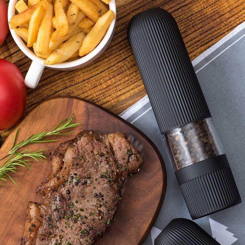 Southeast Asia Best Selling Electric Salt And Pepper Grinder Set Cool Gadgets Kitchen Automatic Pepper Grinders