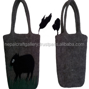 handmade high quality felt  animal design bag in Nepal