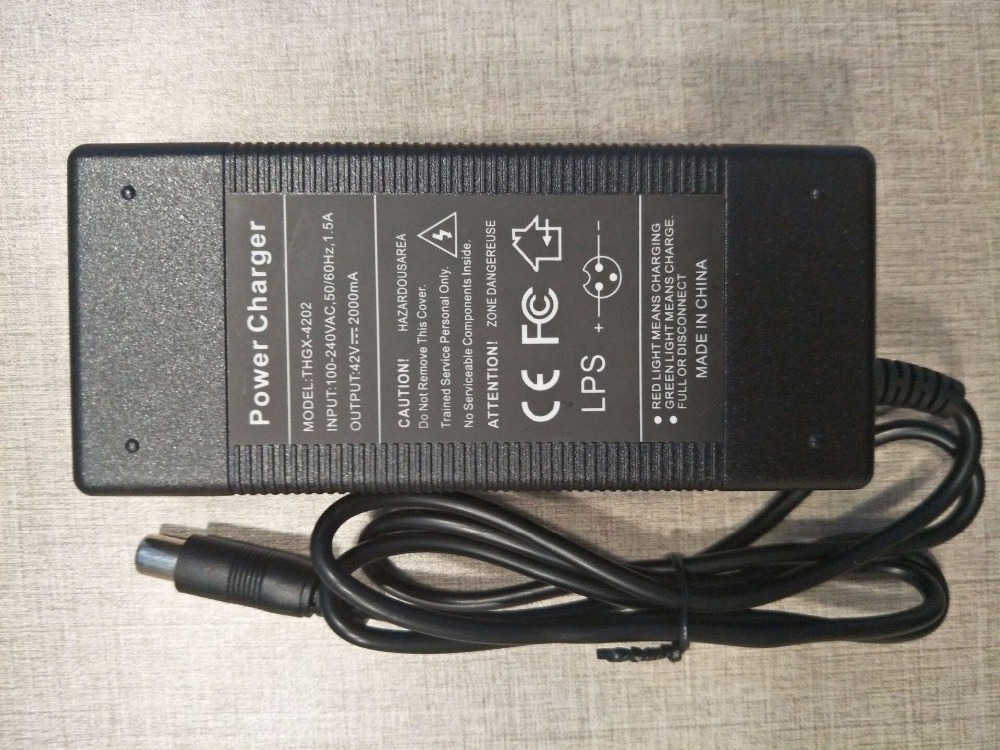 1Pc 42V 1.5A Electric Skateboard Adapter battery Charger For M365 Electric Scooter Bicycle Accessories