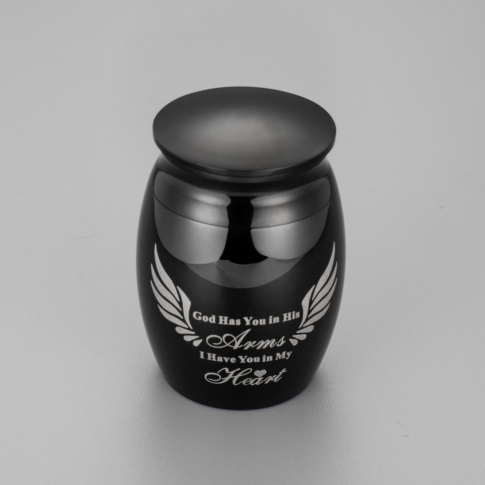 Hot Sale Stainless Steel Cremation Urn Jewelry Mini Keepsake Urns Can Put Ashes In For Pets