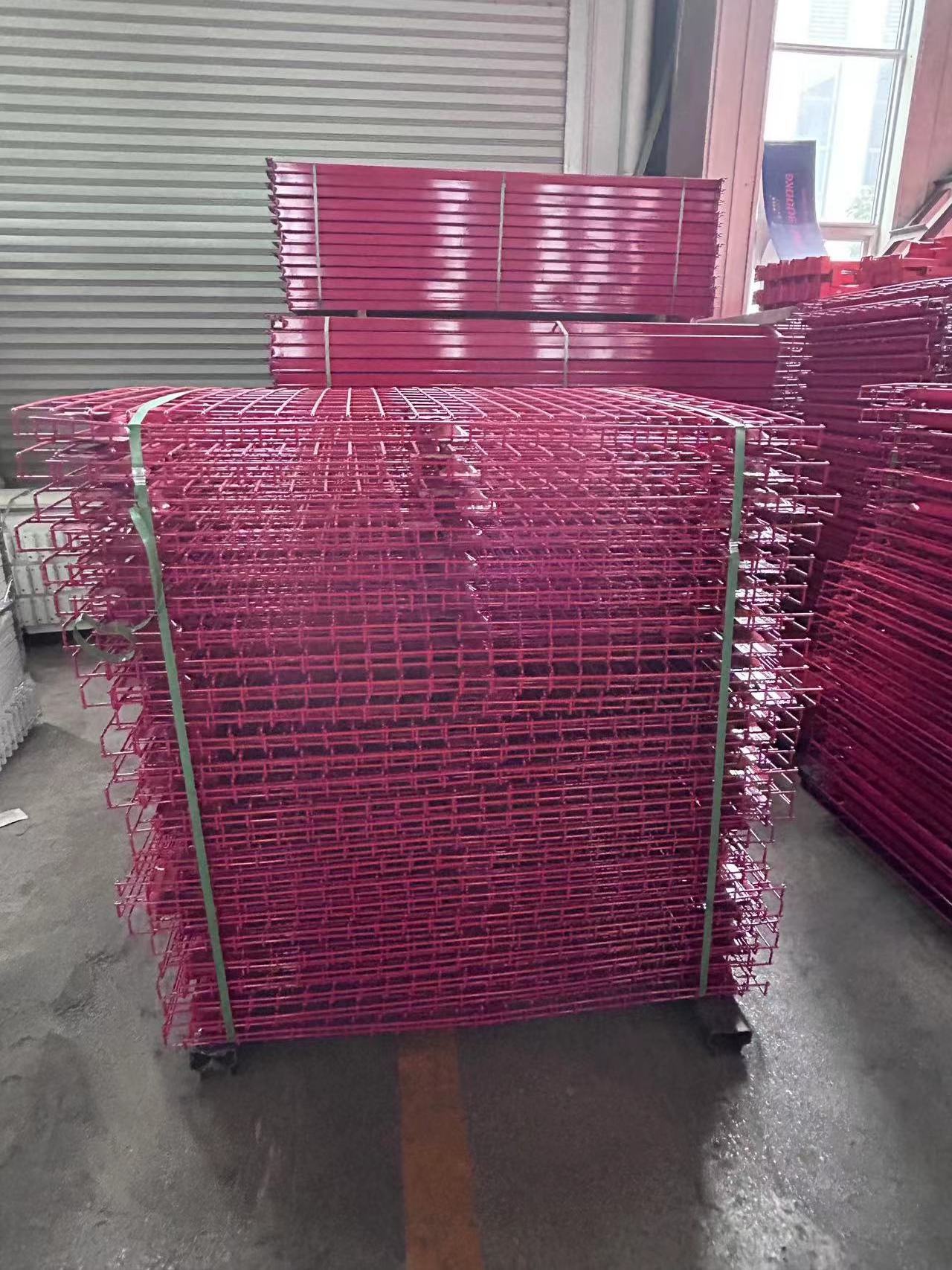 Top Hot Selling China Retail Shop Shelf Used Metal Steel Wire Mesh Decks For Pallet Rack Warehouse Storage Price