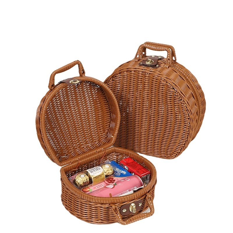 Natural wholesale cheap price handwoven bamboo rattan picnic basket