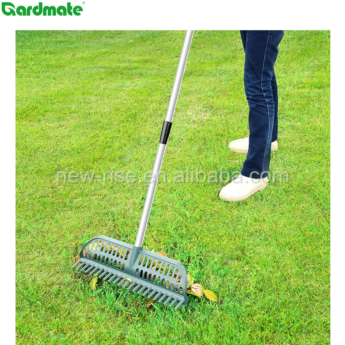 Lightweight 3 in 1 Artificial Turf Grass Rake with Telescopic Handle