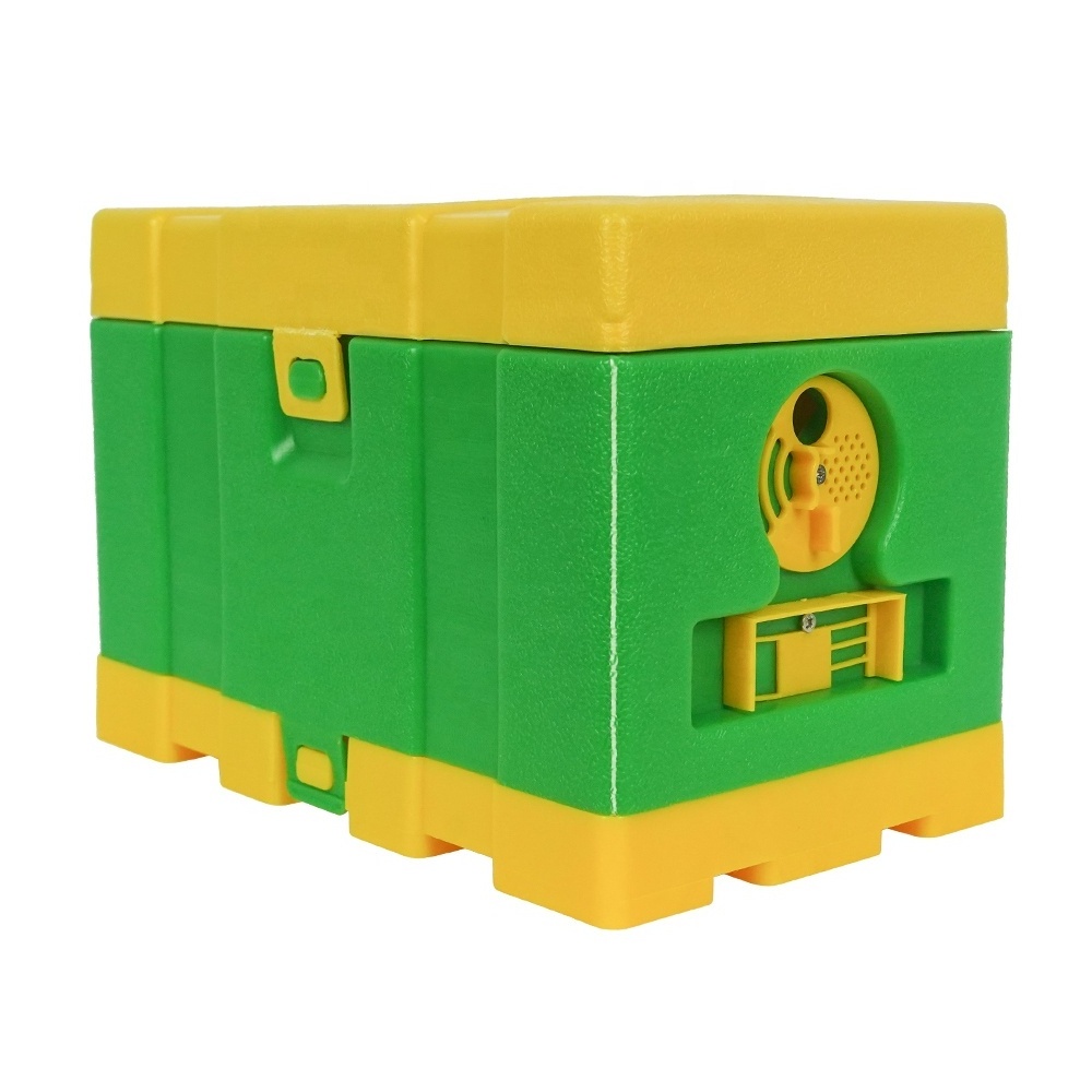 Green Poly Queen Bee Mini Mating Nuc Beehive Box Plastic Mating Nuc Bee Box For Beekeeping