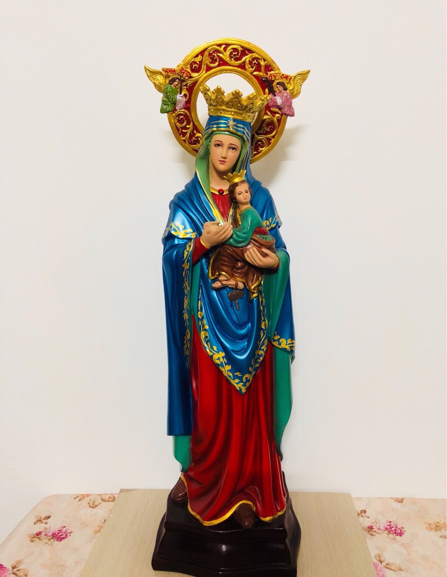 Religious Generous Virgin Mary Statue, The Blessed Mother of The Immaculate Comception.