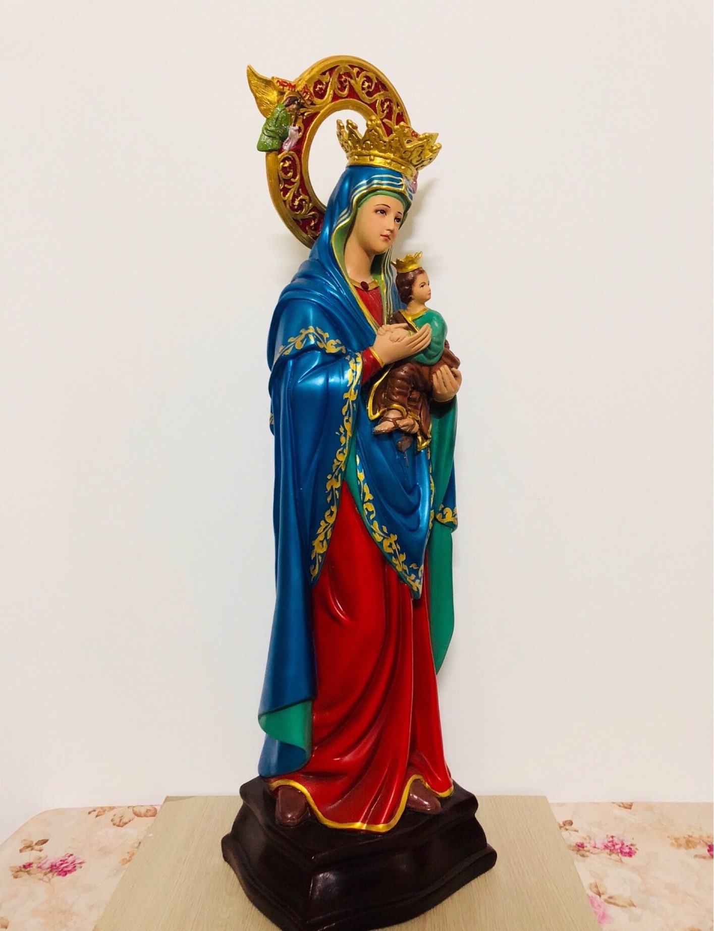 Religious Generous Virgin Mary Statue, The Blessed Mother of The Immaculate Comception.