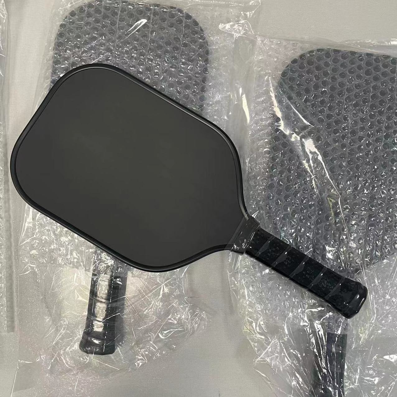 High Quality T700 Raw Carbon Fiber Friction Textured Paddle Thermoformed Pickleball Paddle