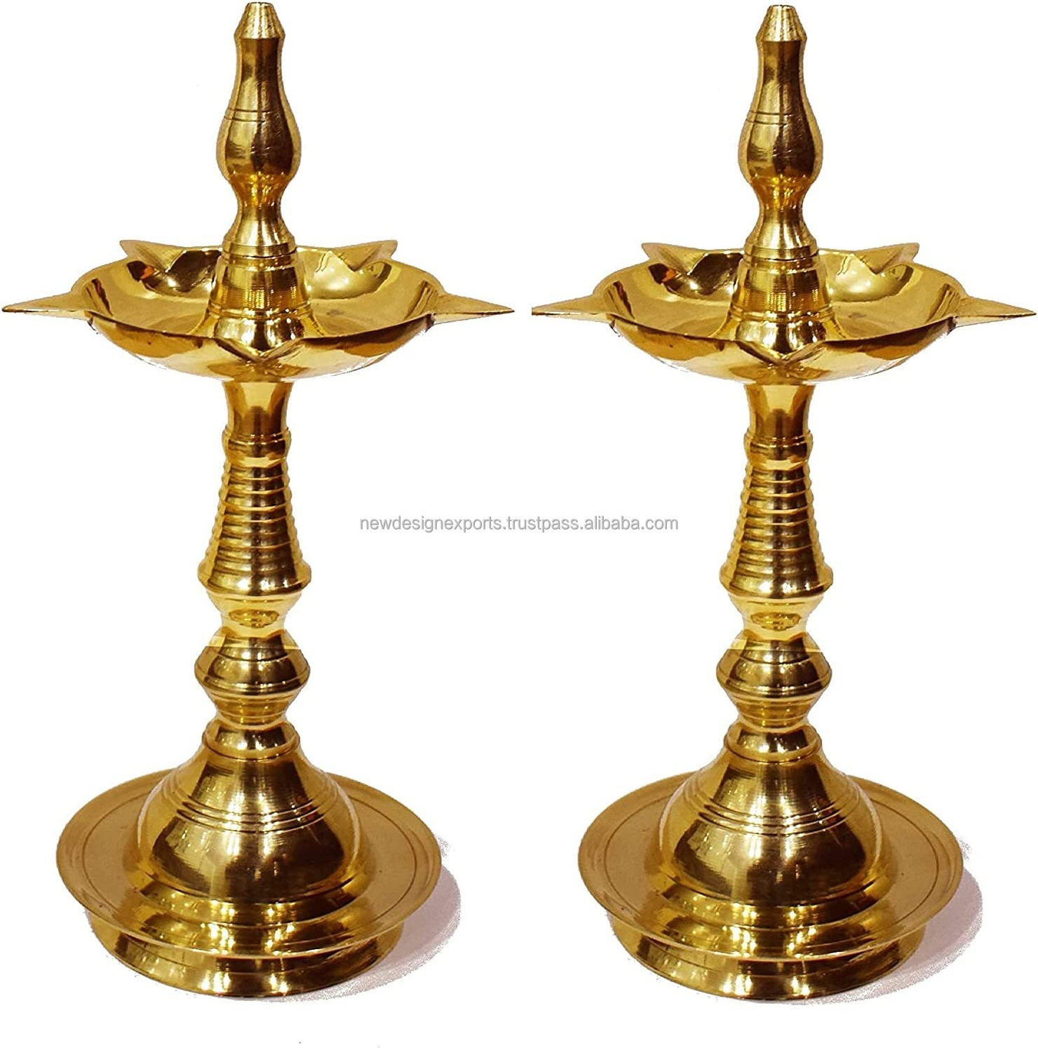 Standing Brass Metal Kerala Diwali Deepak for Puja Traditional Pooja Deepam Diya Oil Lamp Dia Deepawali Indian Gift