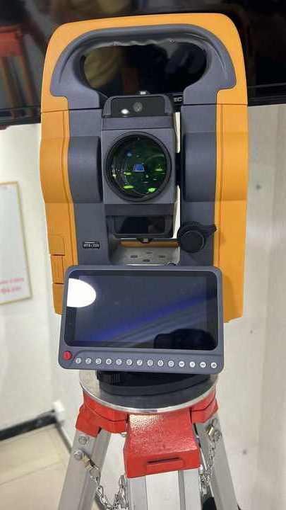 Easy Operation Professional Total Station Hi-Target HTS-720 Topographic Survey Equipment