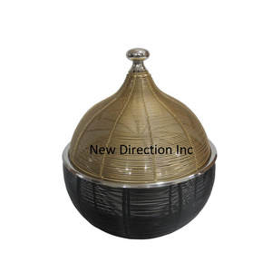 Iron Wire Metal Insulated Double Wall Casseroles Serving Rounded Hot Pot With Gold Plated Finishing Lid Food Server Pot