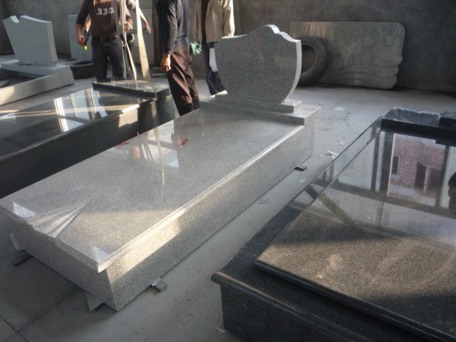 Headstone Manufacturer Directly Supply Hungary Tombstone Monument Gravestone