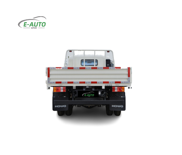 Hot sale Chinese truck New China heavy duty truck HOWO pursues dreamsNew Card Big Space  Fence light truck