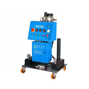 PU Foaming Pouring Machine With Spray Gun Polyurethane Spray Machine