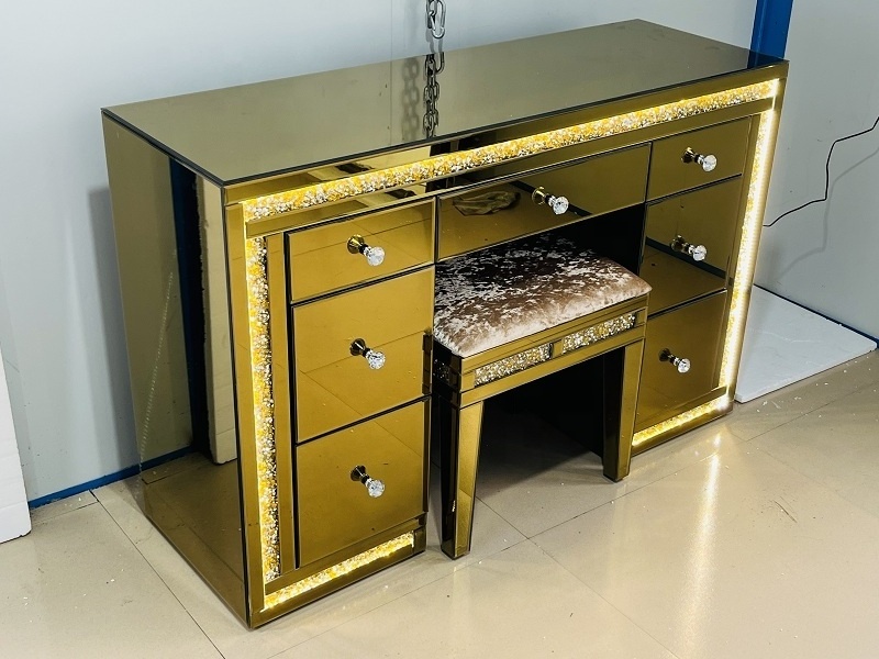 Cheap luxury dressing table with led light gold crush diamond custom mirror furniture makeup table with light