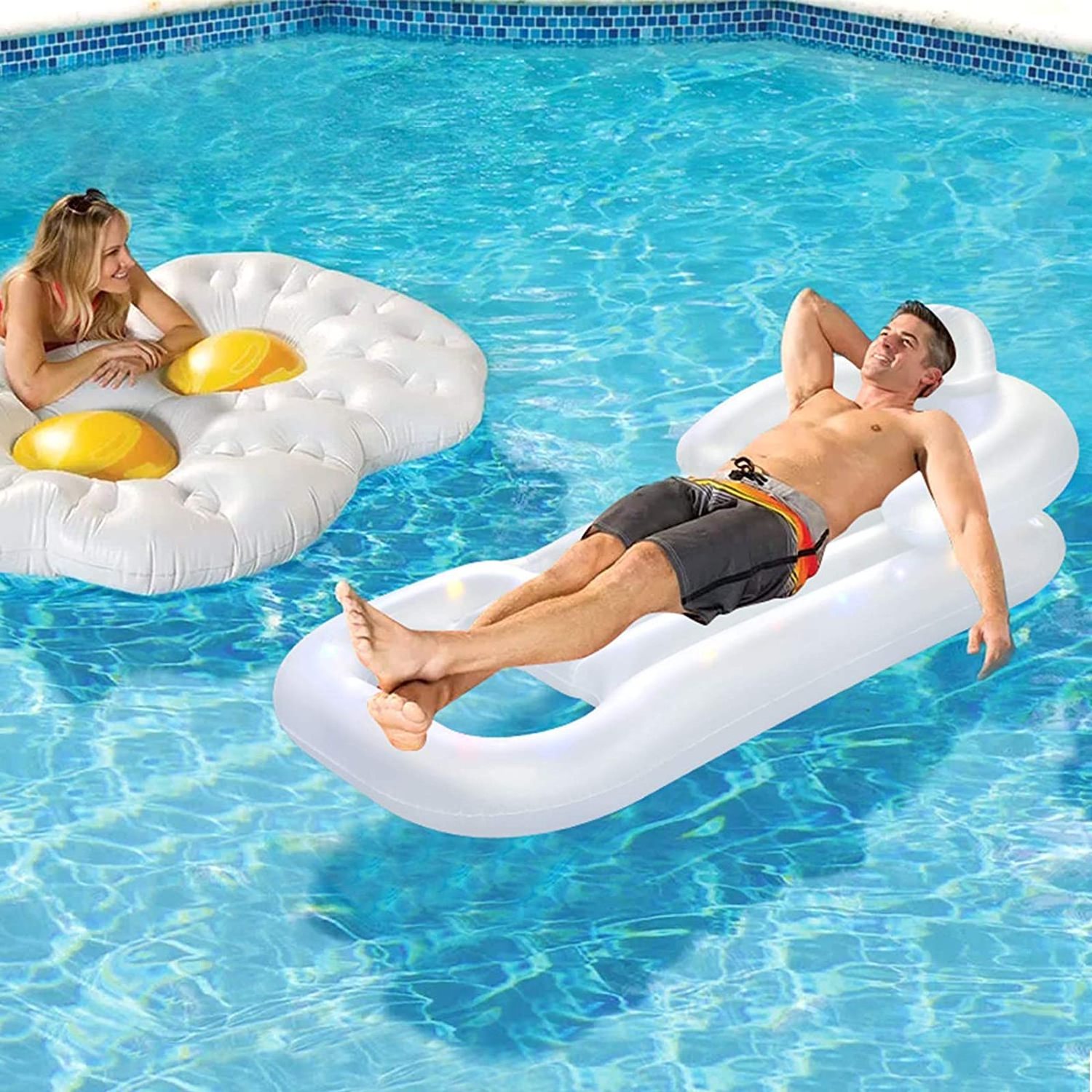 Beach beach outdoor swimming pool floating raft lounge chair with cup holder inflatable swimming pool float