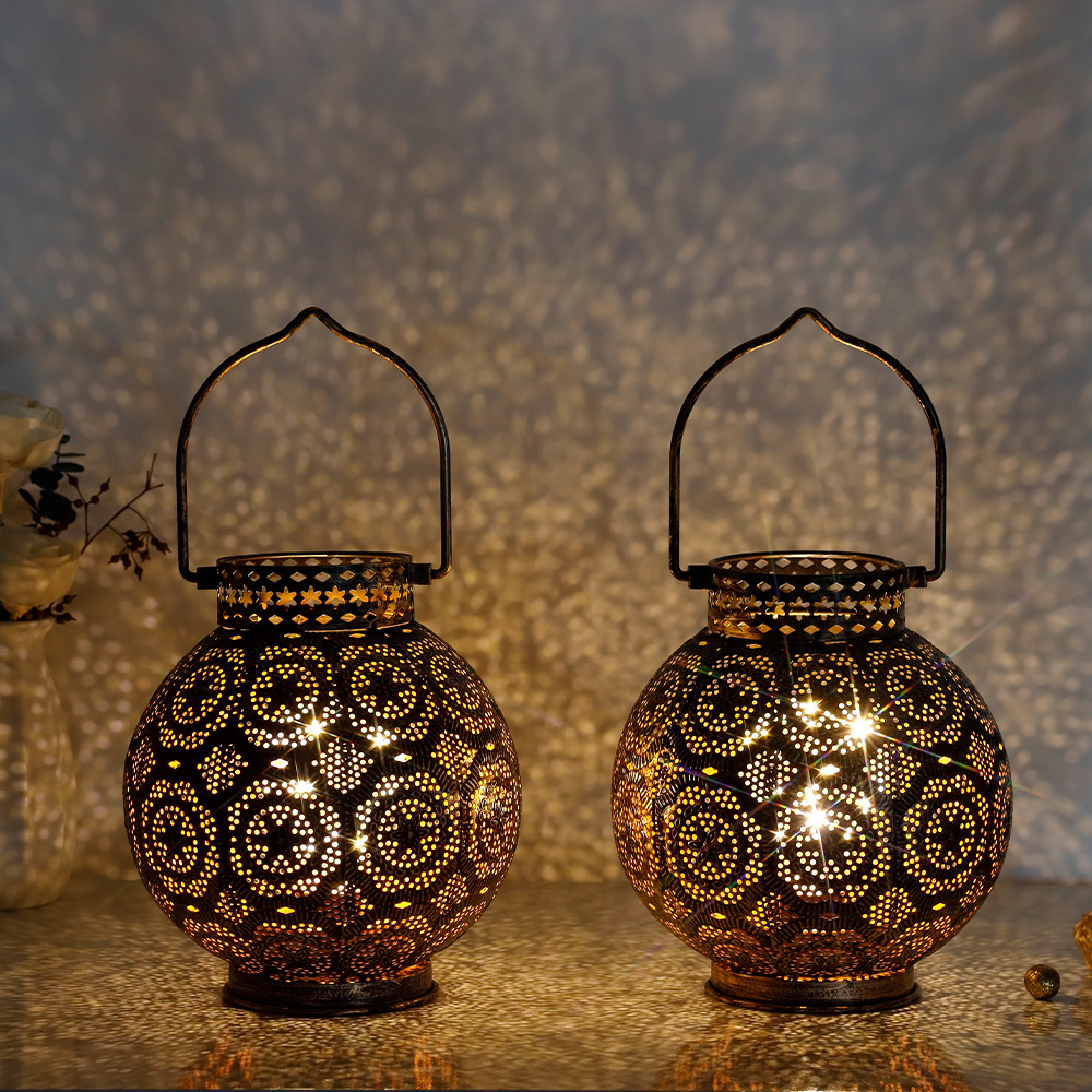 Vintage Black Brush Gold Hollow Spherical Shape Moroccan Lantern Hanging Garden Metal Battery Lamp Lantern For Holiday Decor