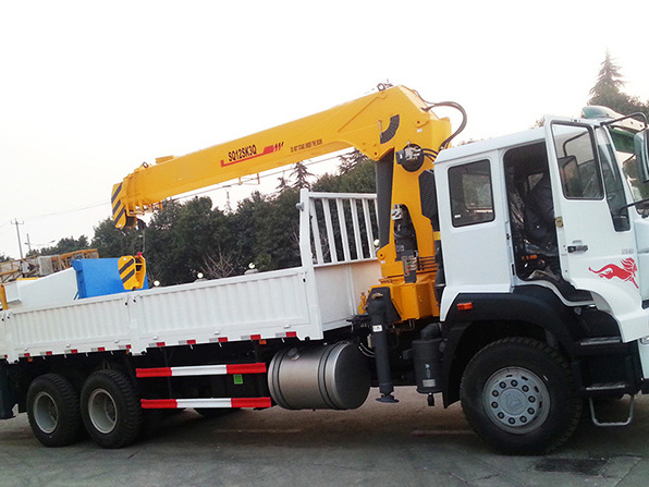 New 12Ton Truck Mounted Telescopic Boom Lorry Crane SQ12SK3Q In Stock