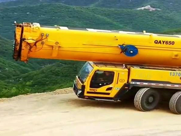 Factory Price Heavy Duty 800 ton All-terrain Crane Truck Mobile Crane QAY800 Hot Selling