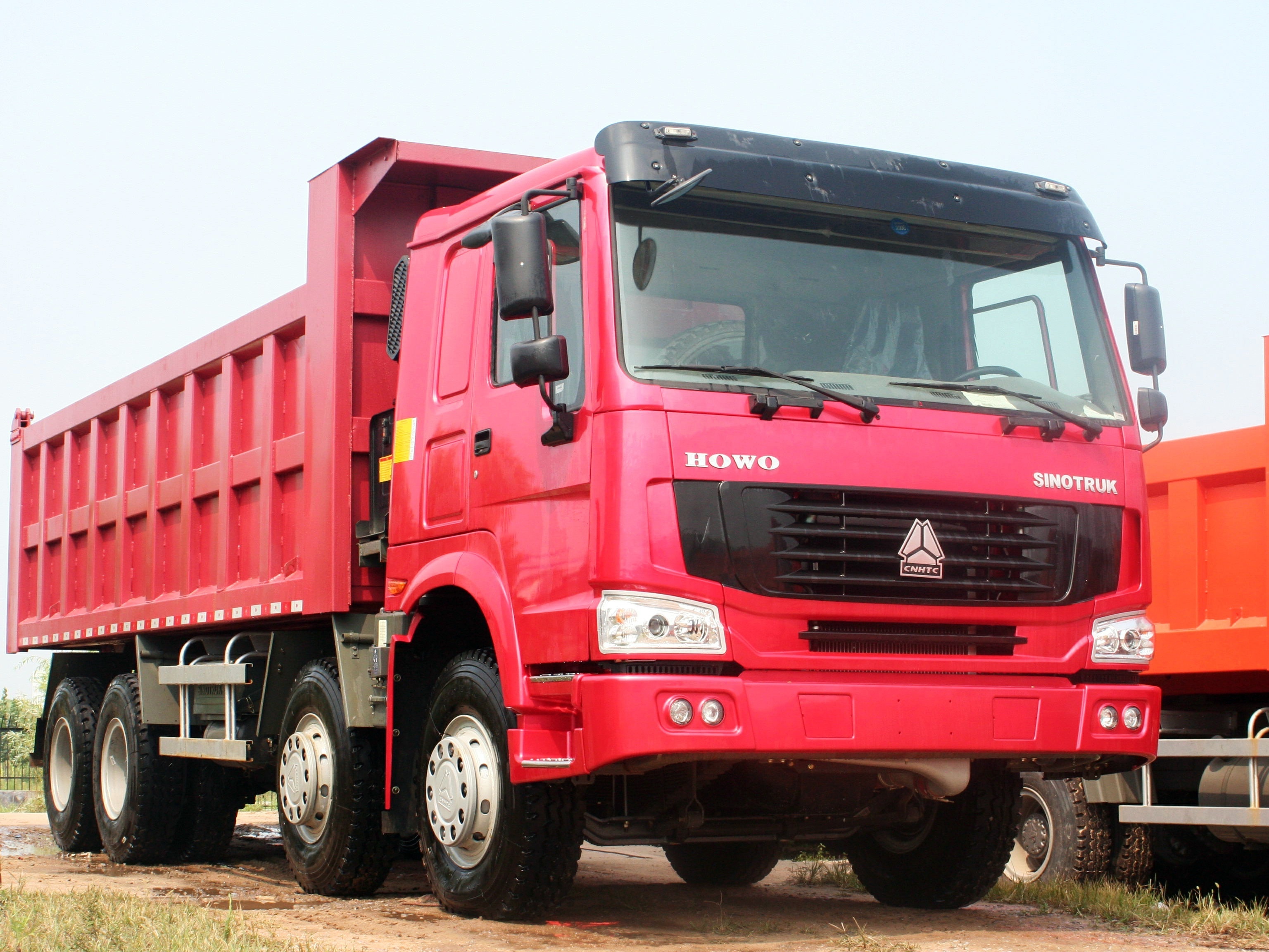 SINOTRUK HOWO F2000 F3000 X3000  6x4 30 Ton Tipper Truck Dump Truck