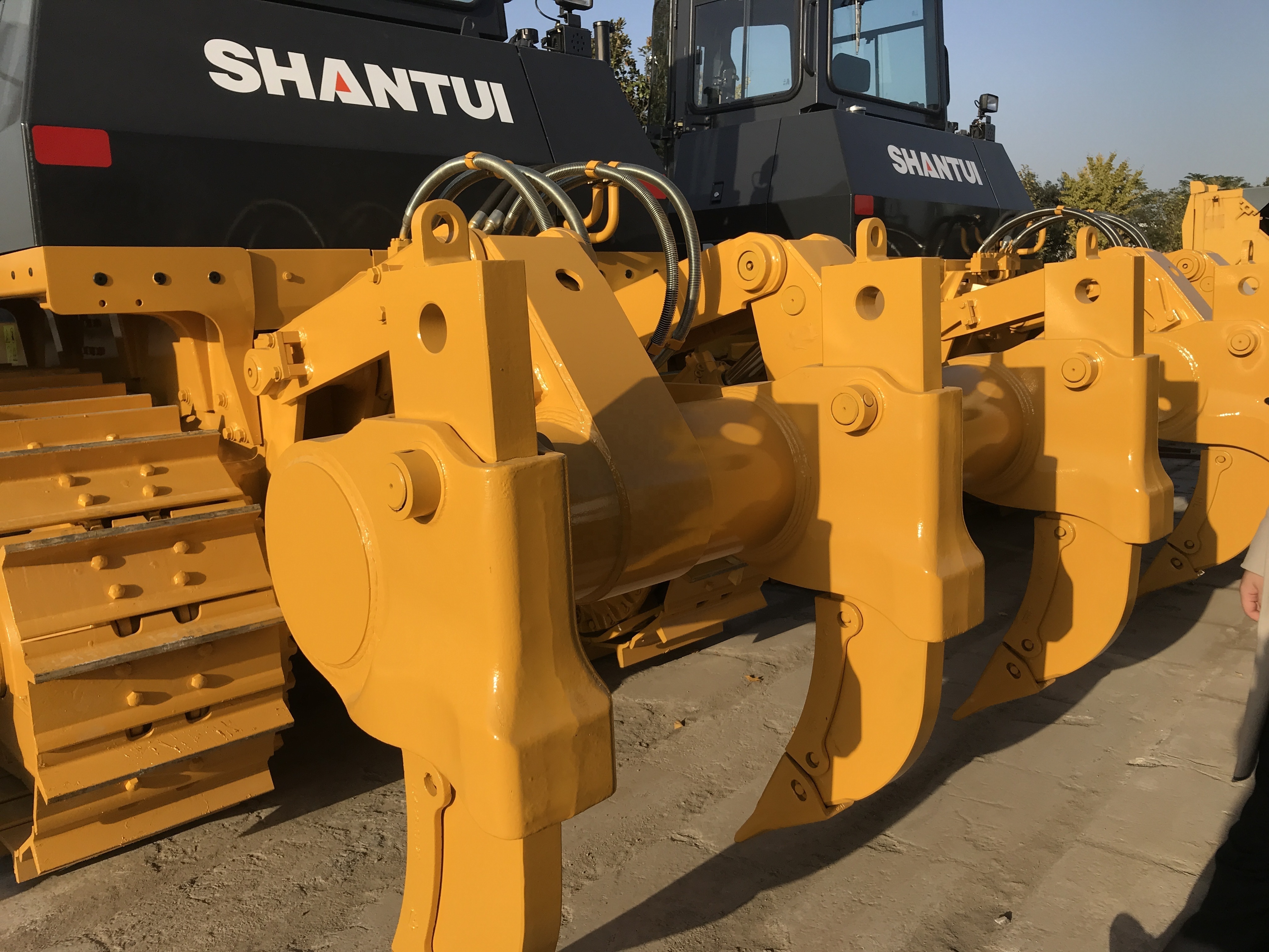 SHANTUI bulldozer 160hp SD16TF pilot control bulldozer logging woods bulldozer winches